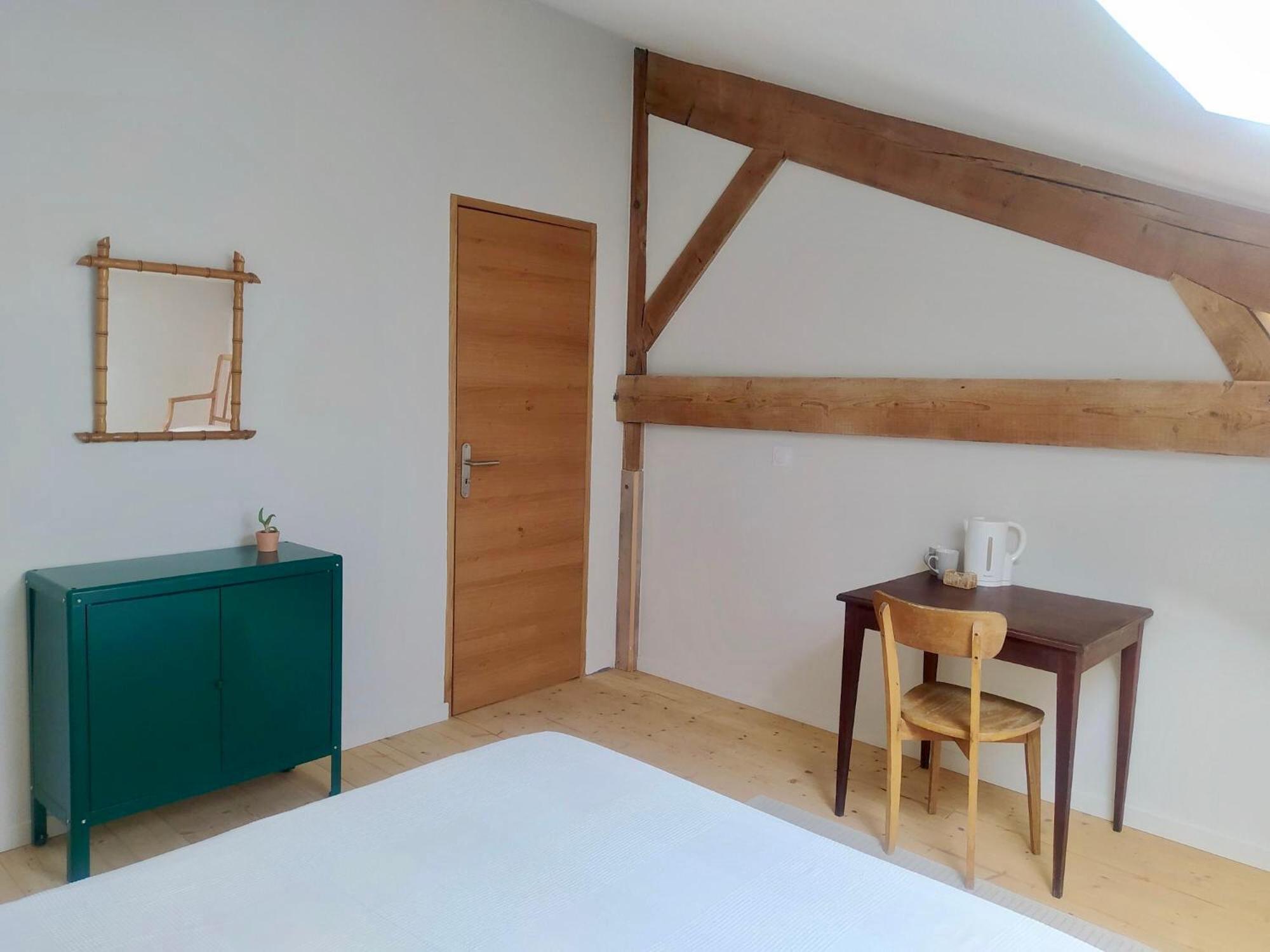 Chambre D'Hotes Du Grand St-Marc Proche Via Rhona 소르그스 외부 사진